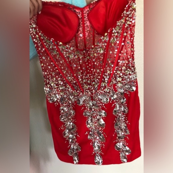 Jovani size 8 red beaded dress euc - Picture 3 of 5